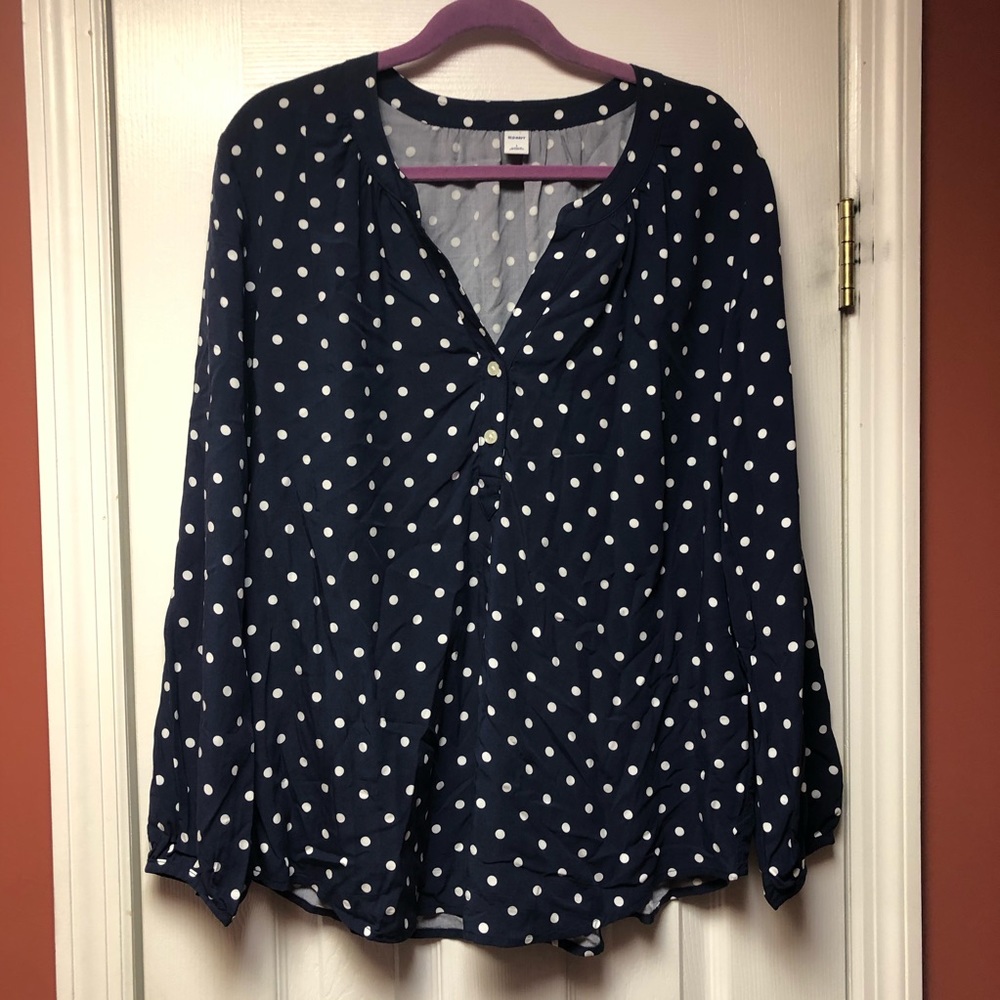 NWOT Old Navy Navy & White Polka Dot Blouse